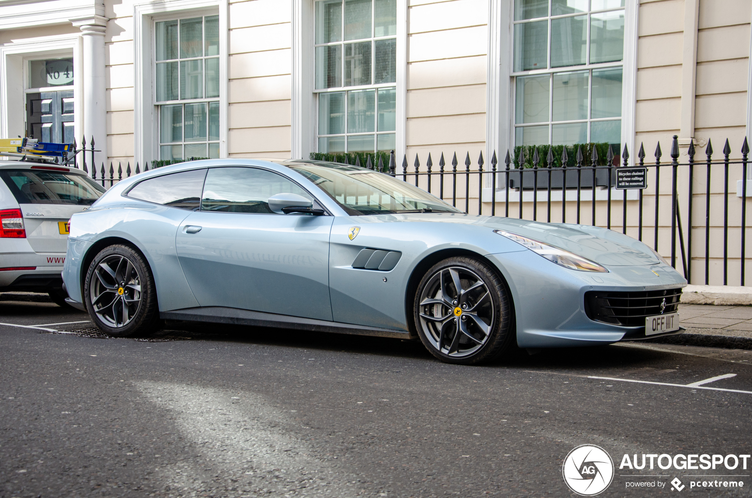 Ferrari GTC4Lusso T