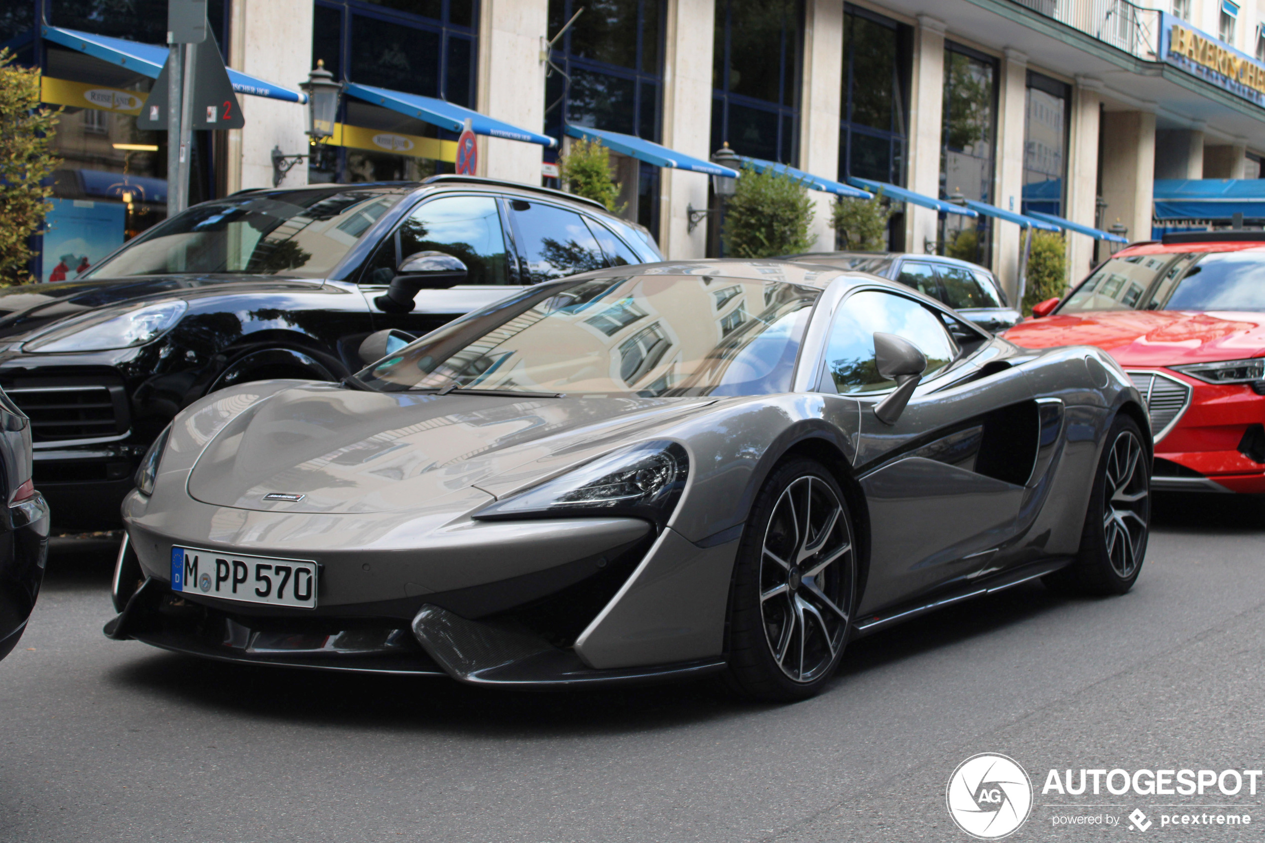 McLaren 570S