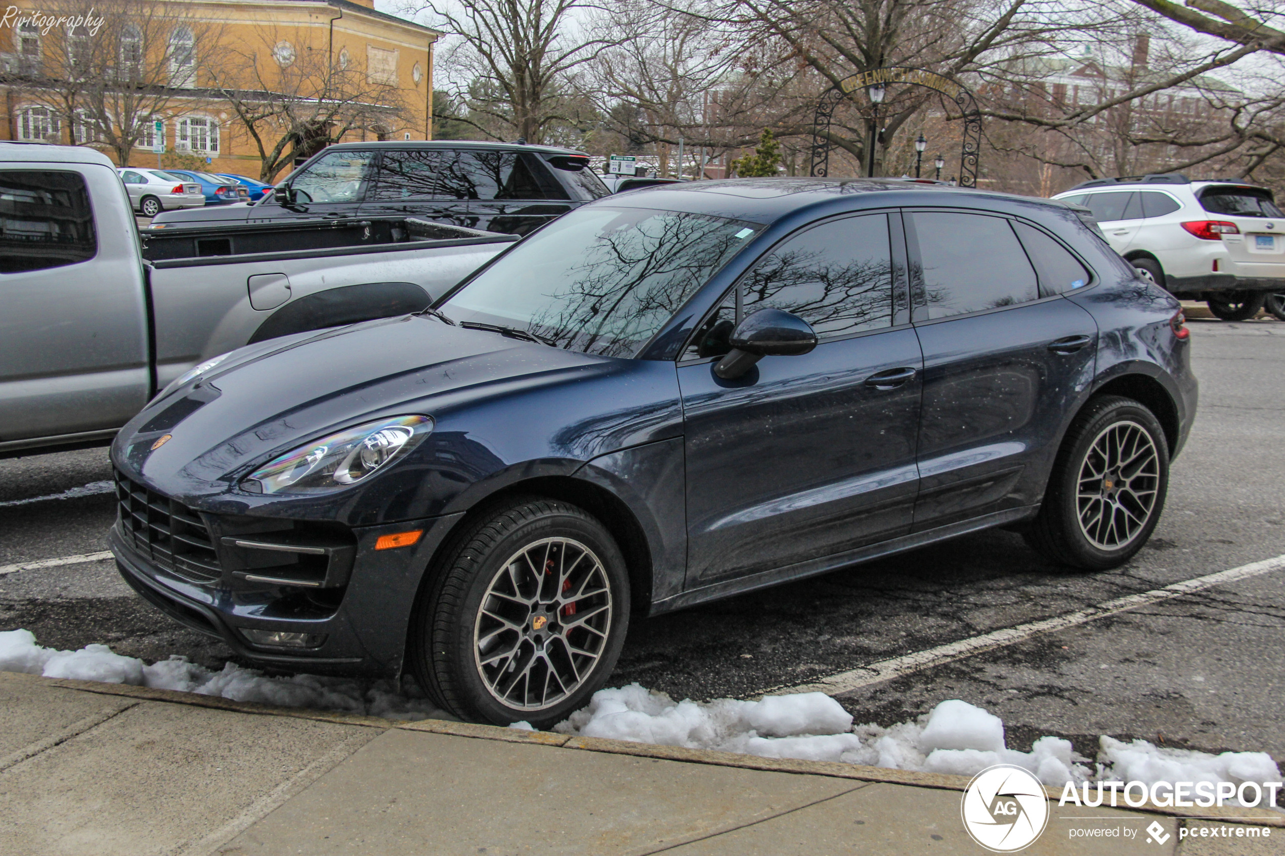 Porsche 95B Macan Turbo