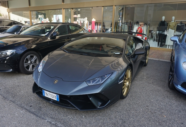 Lamborghini Huracán LP640-4 Performante