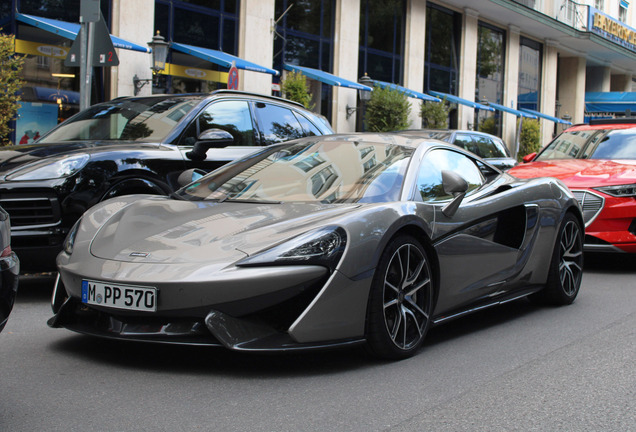 McLaren 570S