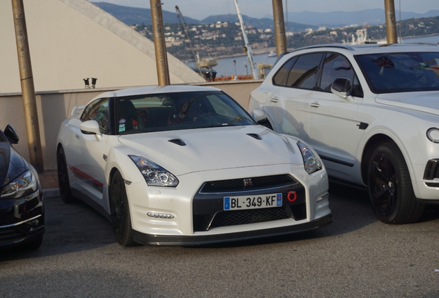 Nissan GT-R 2013