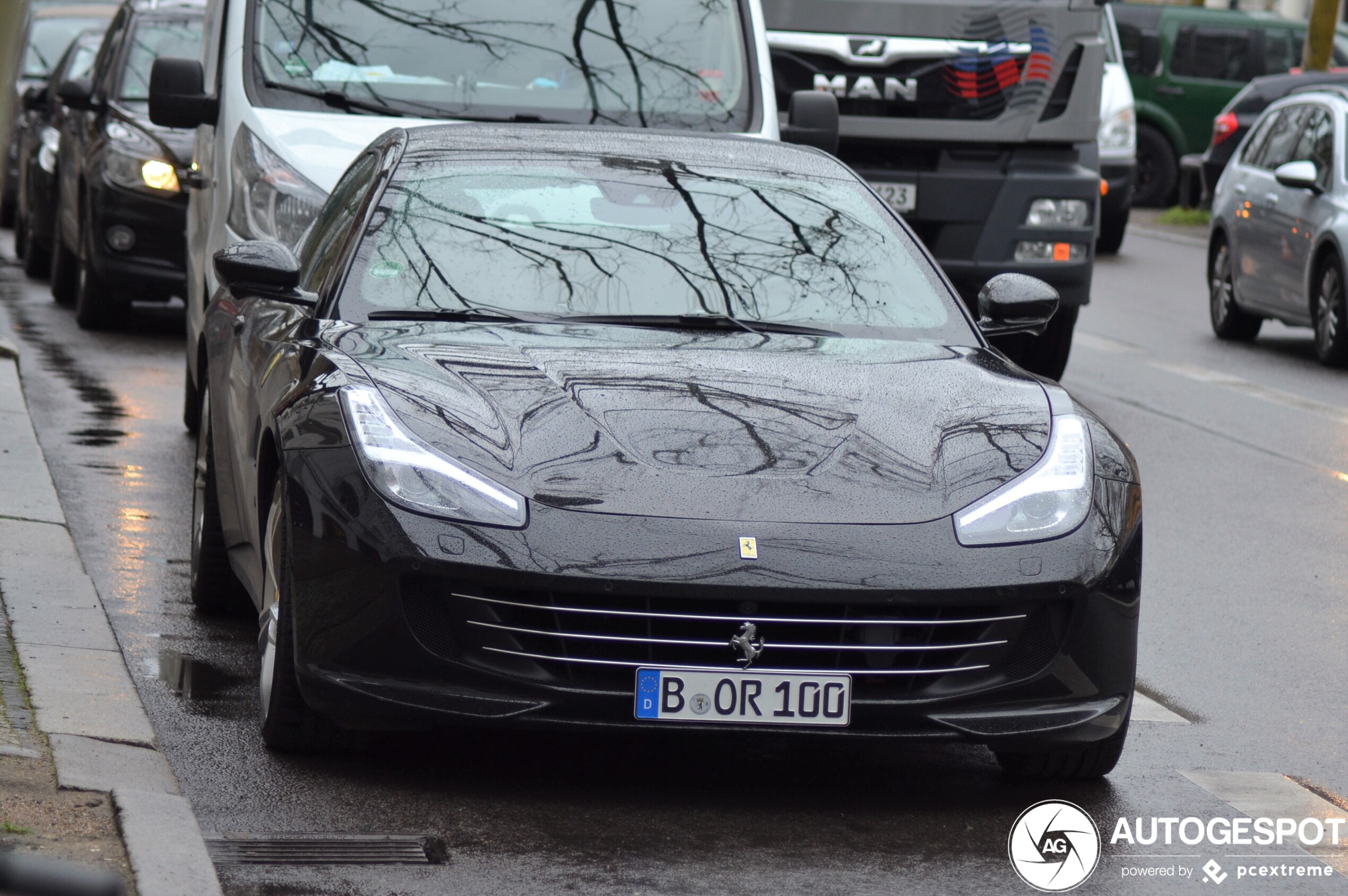 Ferrari GTC4Lusso T