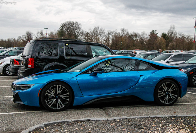 BMW i8