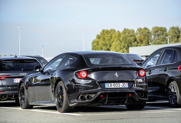 Ferrari FF