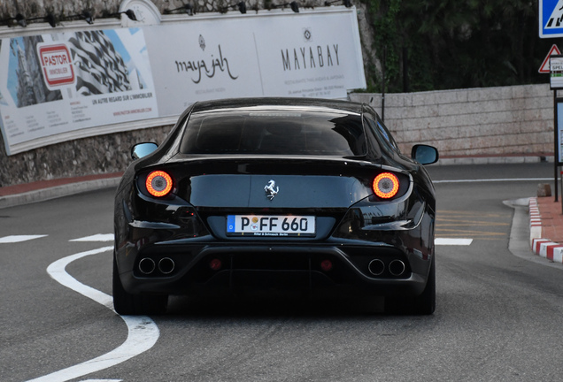 Ferrari FF