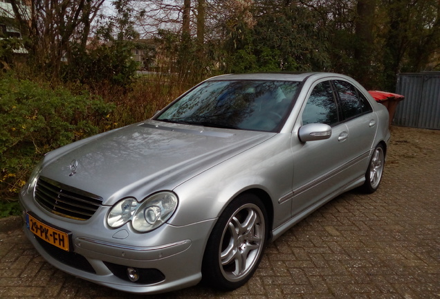 Mercedes-Benz C 55 AMG