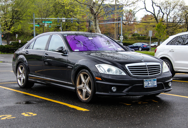 Mercedes-Benz S 63 AMG W221