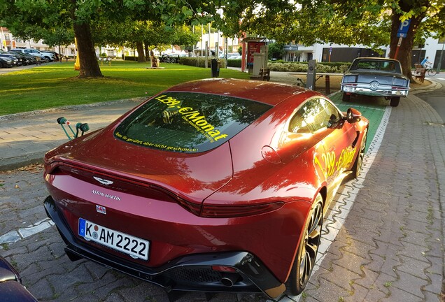 Aston Martin V8 Vantage 2018