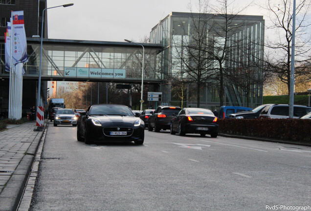 Jaguar F-TYPE S Convertible