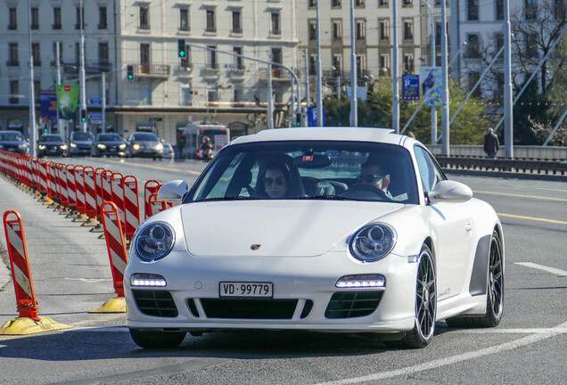 Porsche 997 Carrera 4 GTS