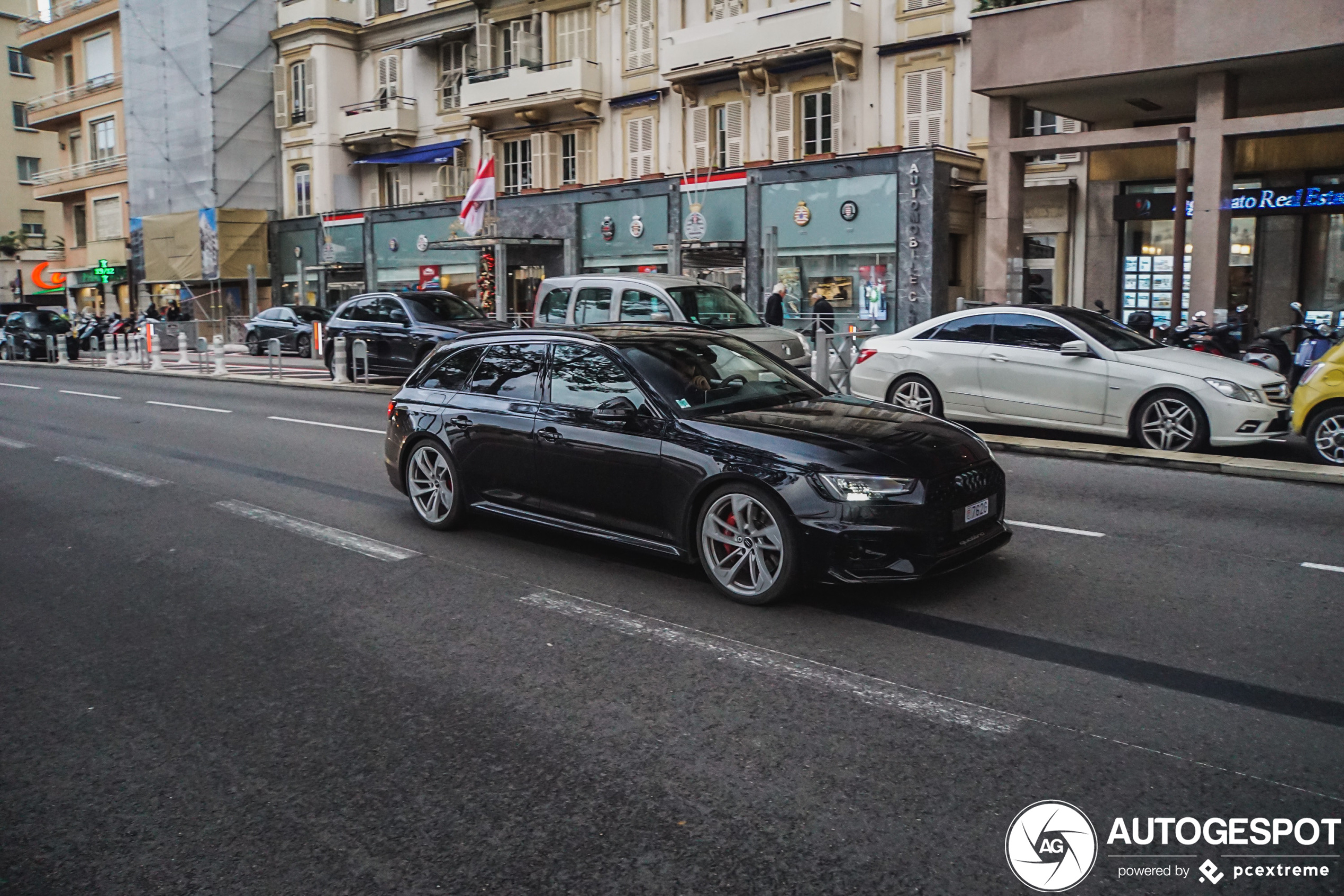 Audi RS4 Avant B9