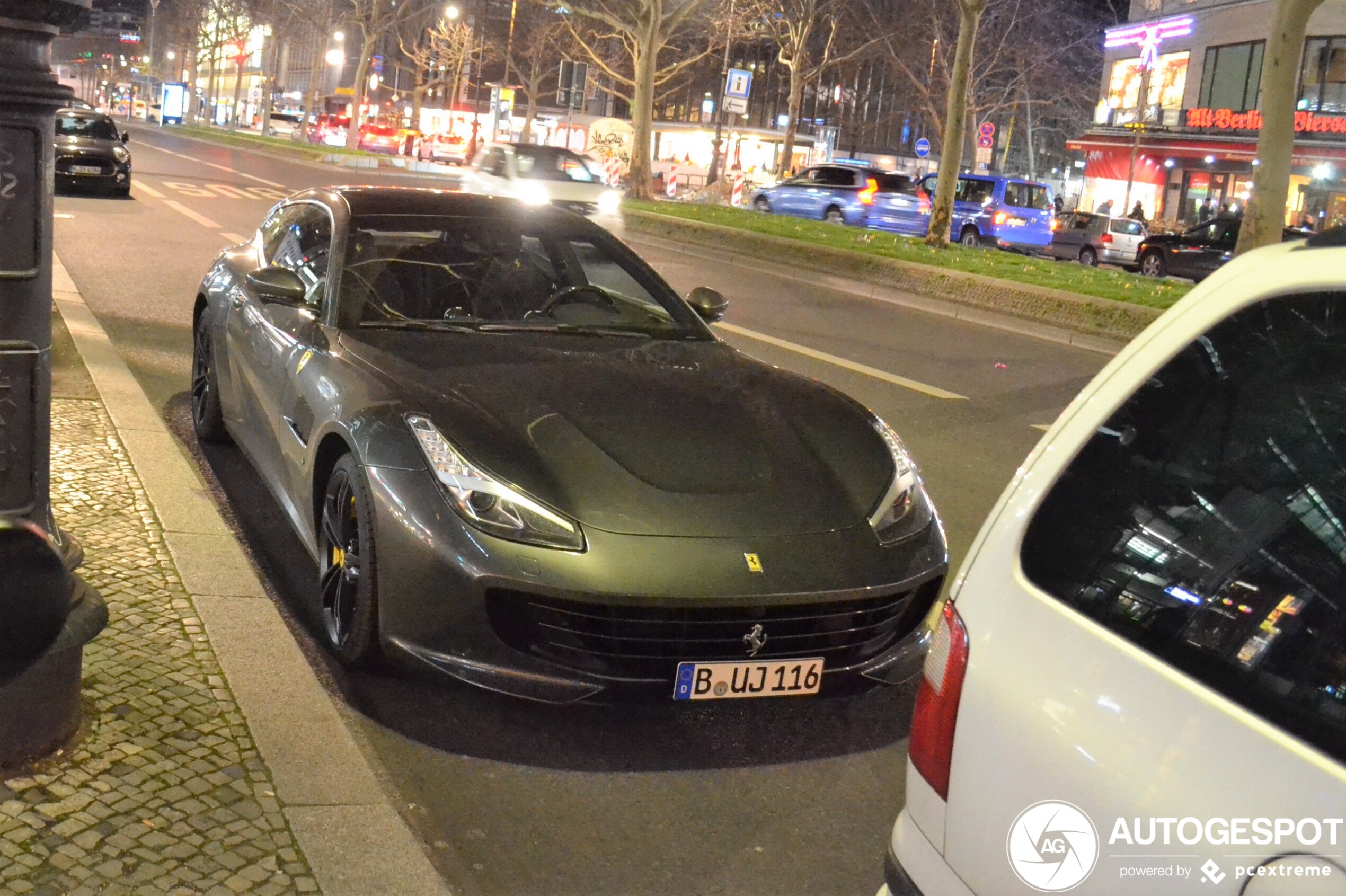 Ferrari GTC4Lusso T