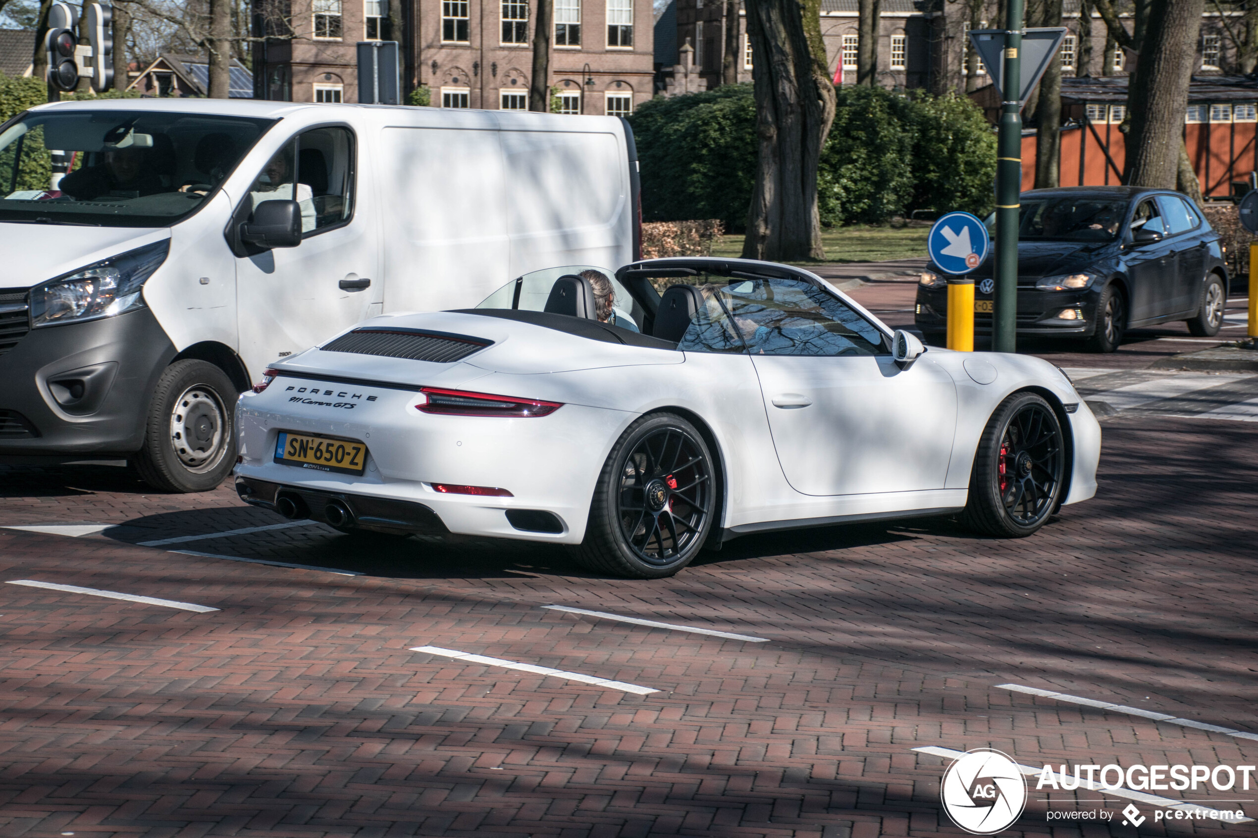 Porsche 991 Carrera GTS Cabriolet MkII