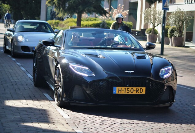 Aston Martin DBS Superleggera Volante