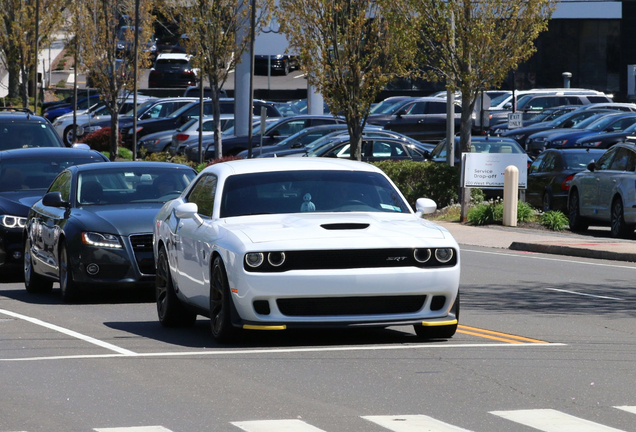 Dodge Challenger SRT Hellcat