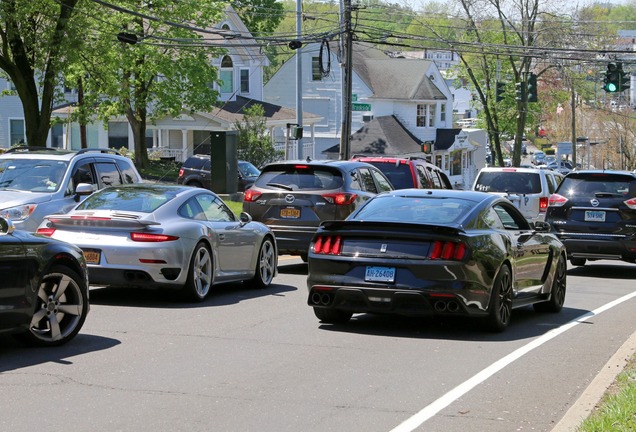 Ford Mustang Shelby GT350 2015