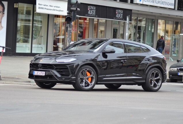 Lamborghini Urus