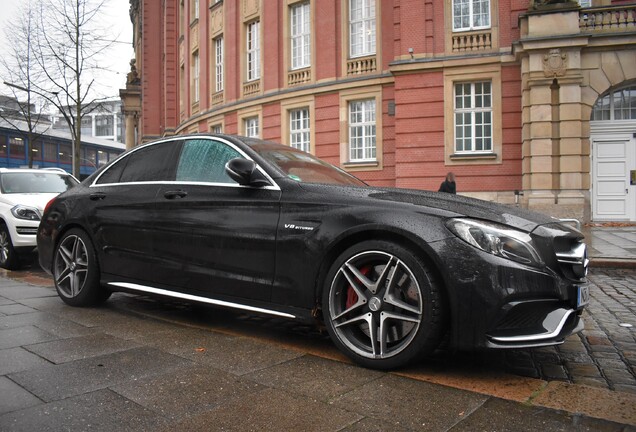 Mercedes-AMG C 63 S W205