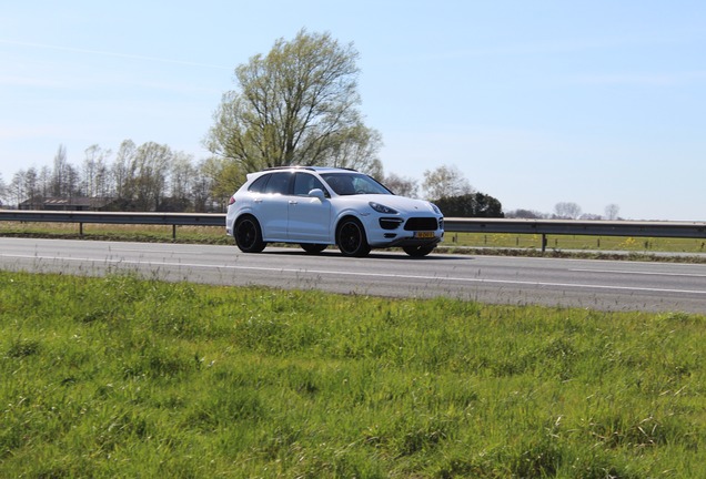 Porsche 958 Cayenne GTS