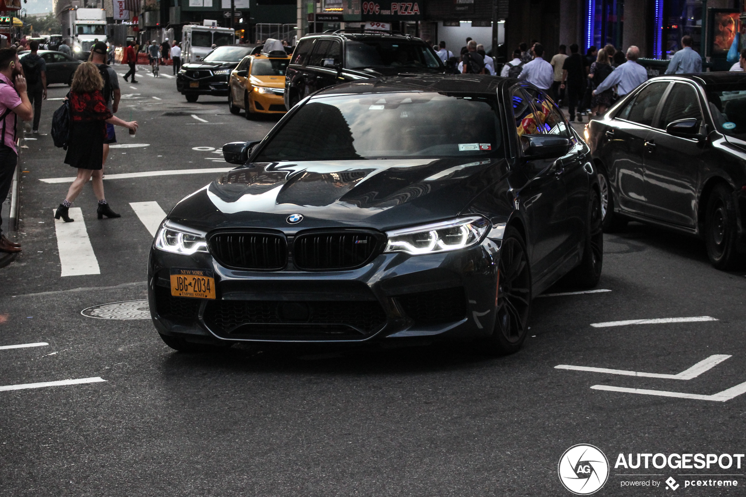 BMW M5 F90