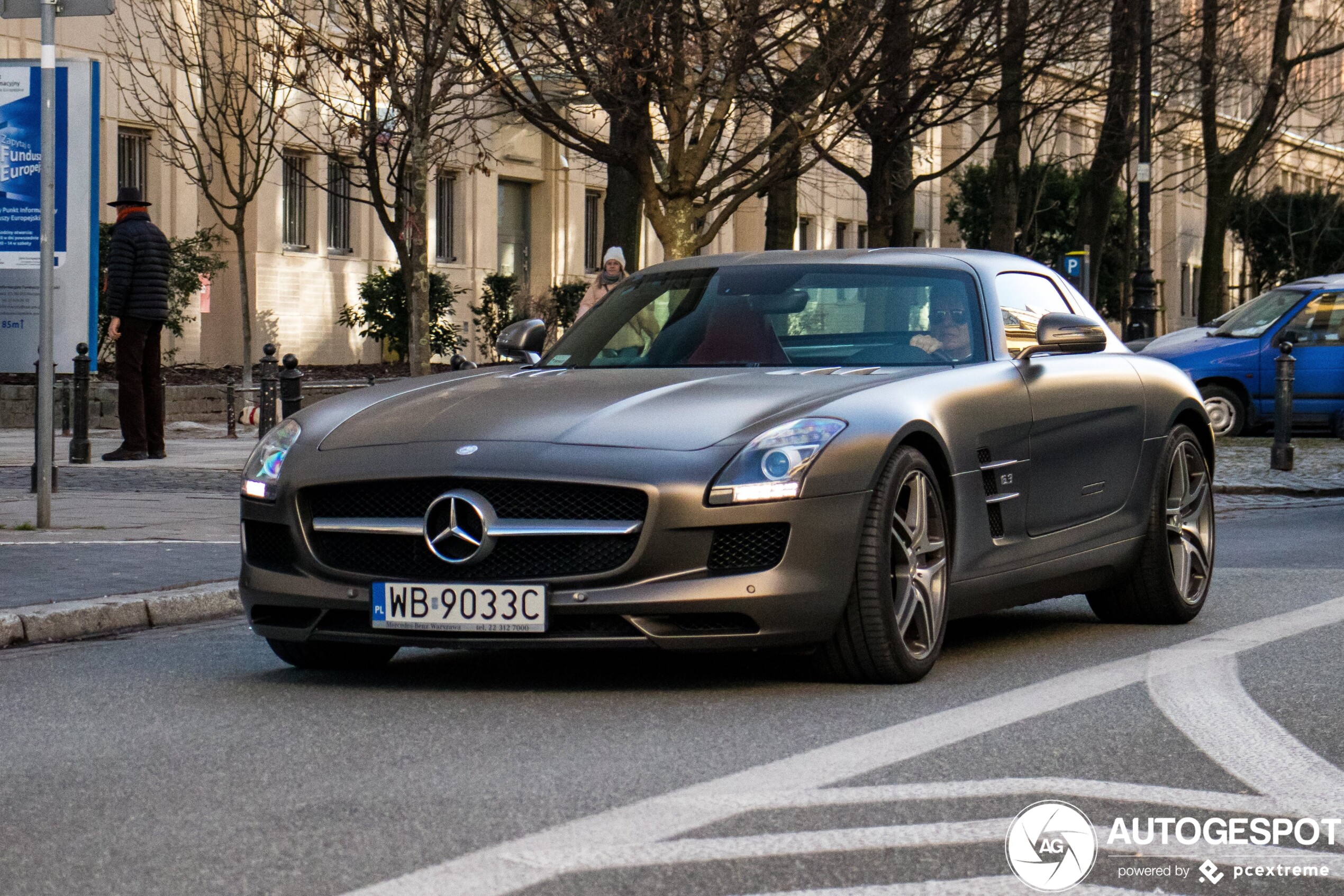 Mercedes-Benz SLS AMG