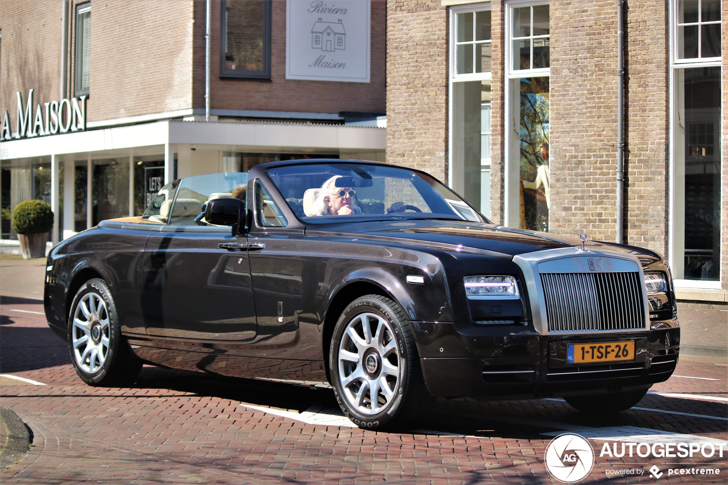 Rolls-Royce Phantom Drophead Coupé Series II