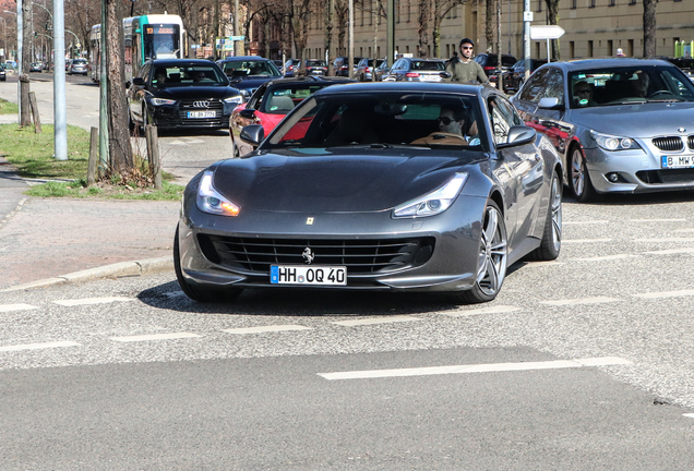 Ferrari GTC4Lusso