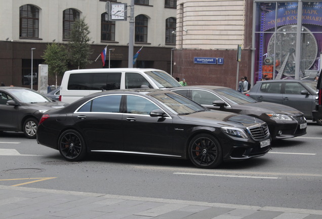 Mercedes-Benz S 63 AMG V222