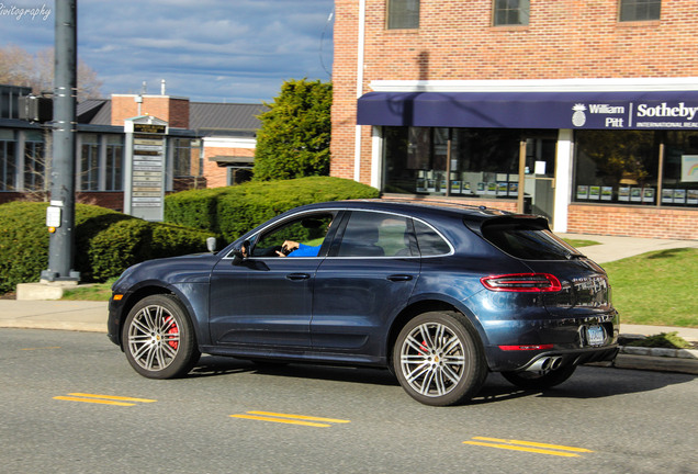 Porsche 95B Macan Turbo