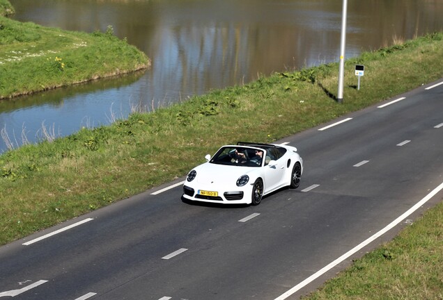 Porsche 991 Turbo S Cabriolet MkII