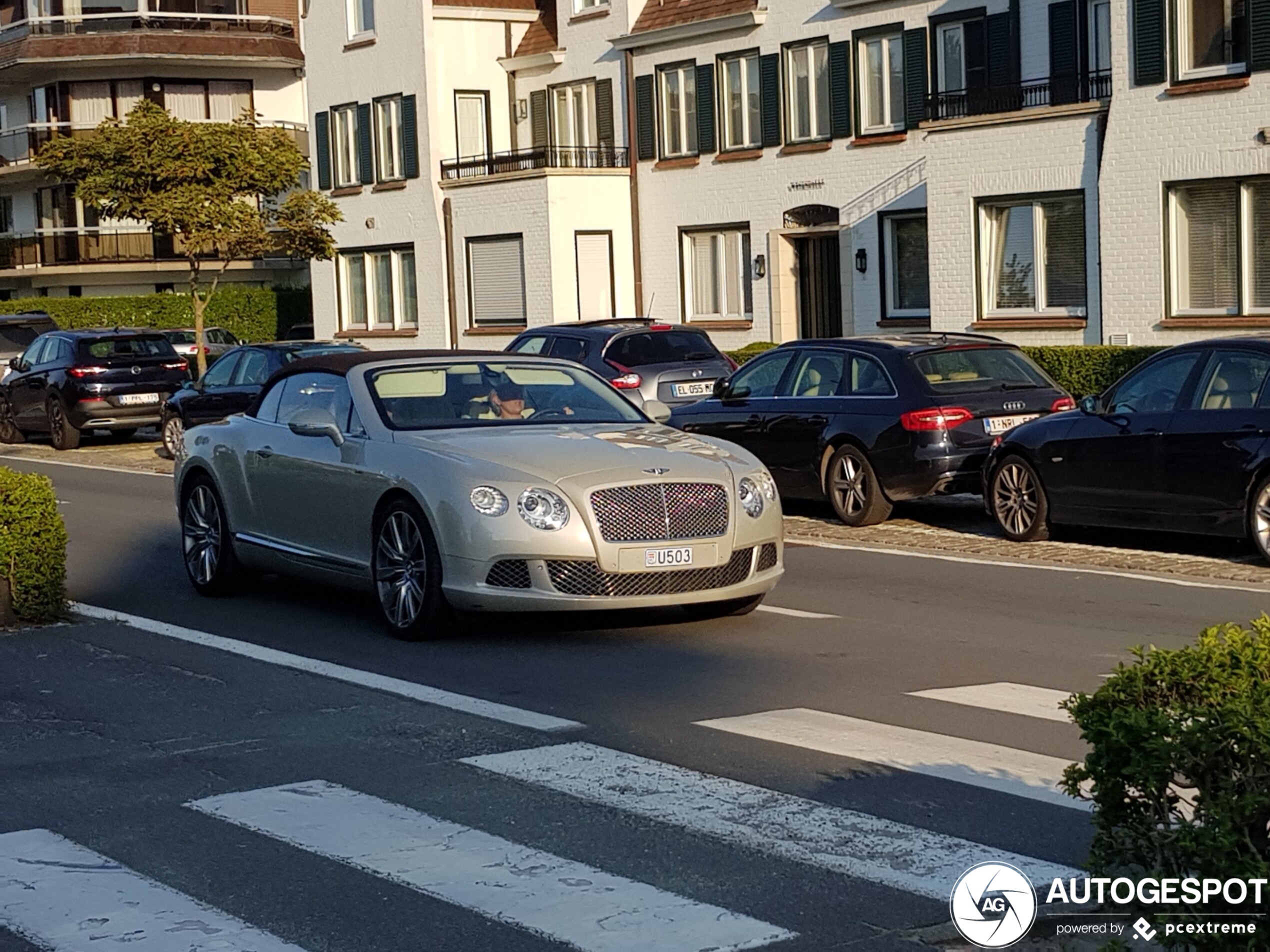 Bentley Continental GTC 2012