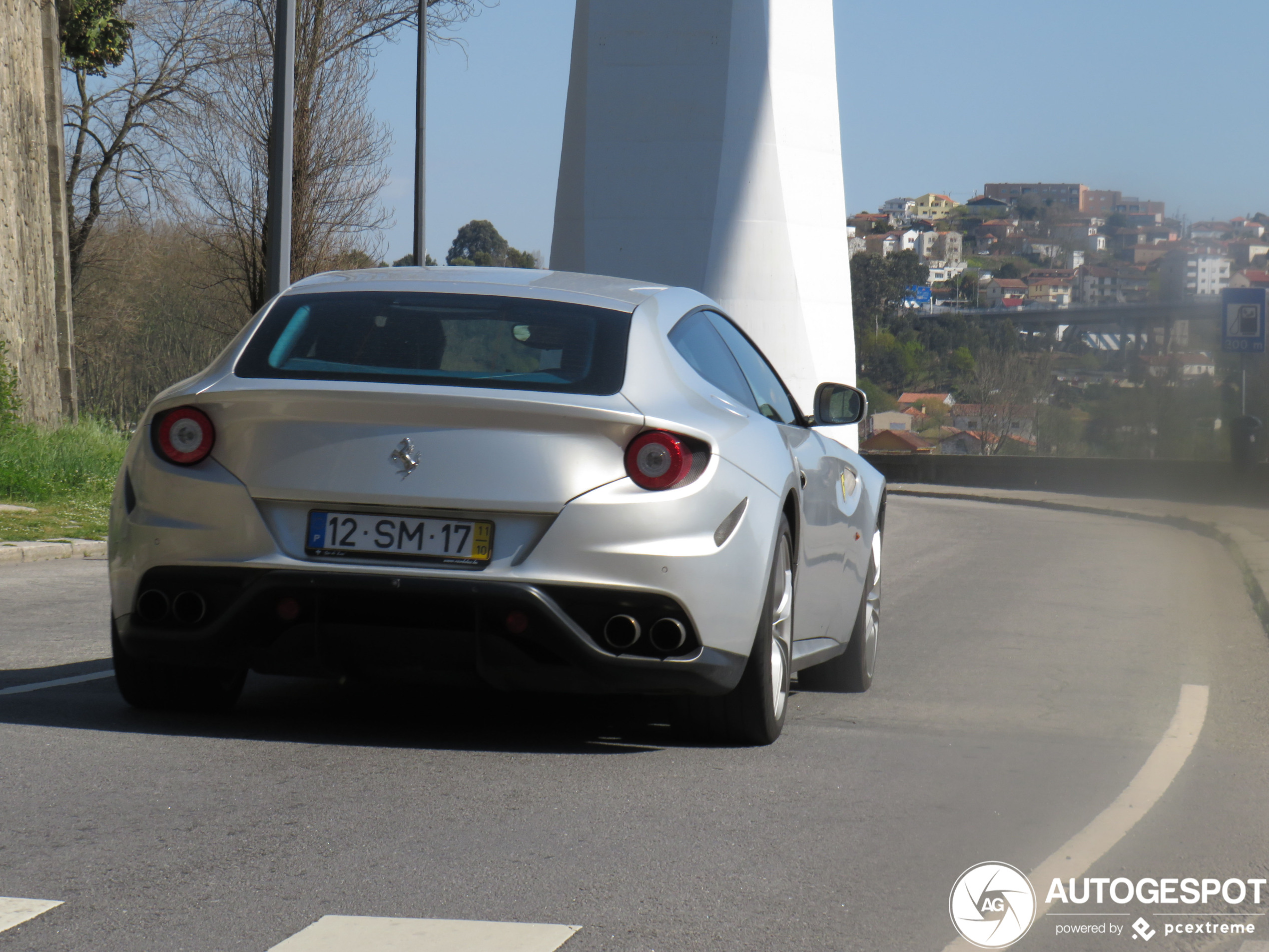 Ferrari FF