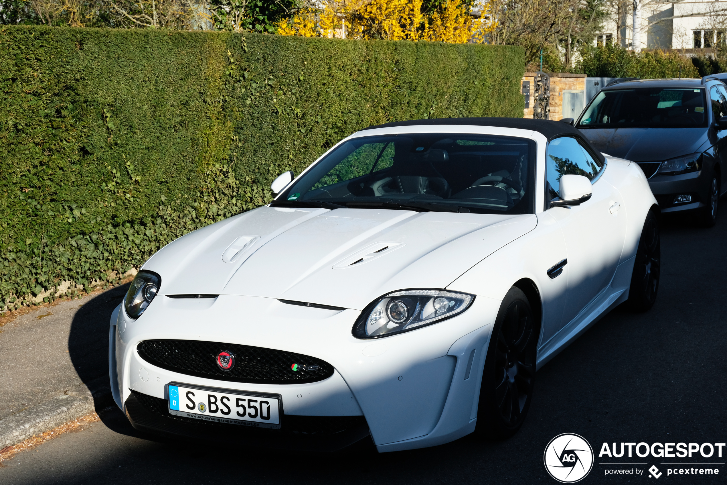 Jaguar XKR-S Convertible 2012