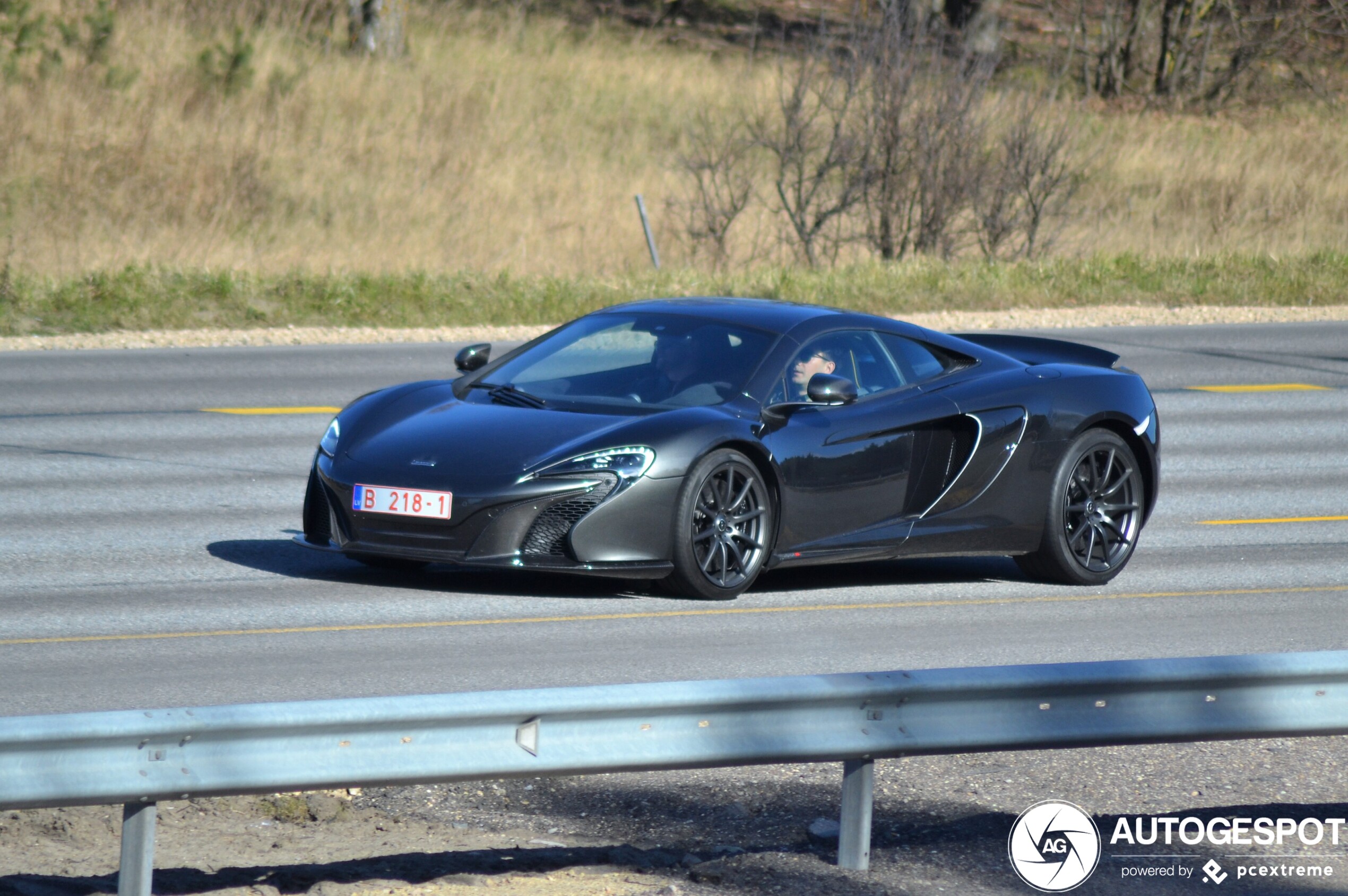 McLaren 650S