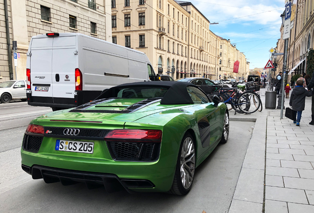 Audi R8 V10 Spyder 2016