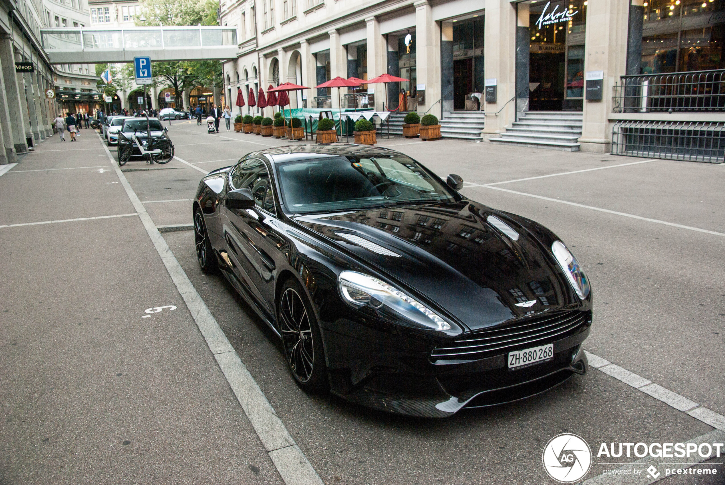 Aston Martin Vanquish 2013