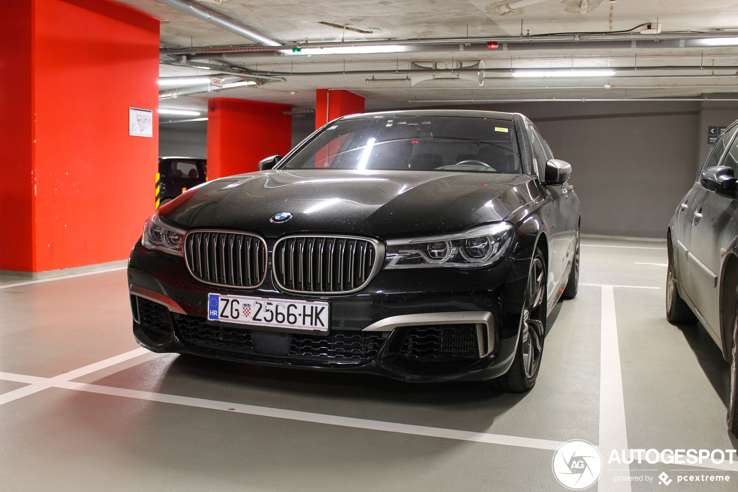 BMW M760Li xDrive