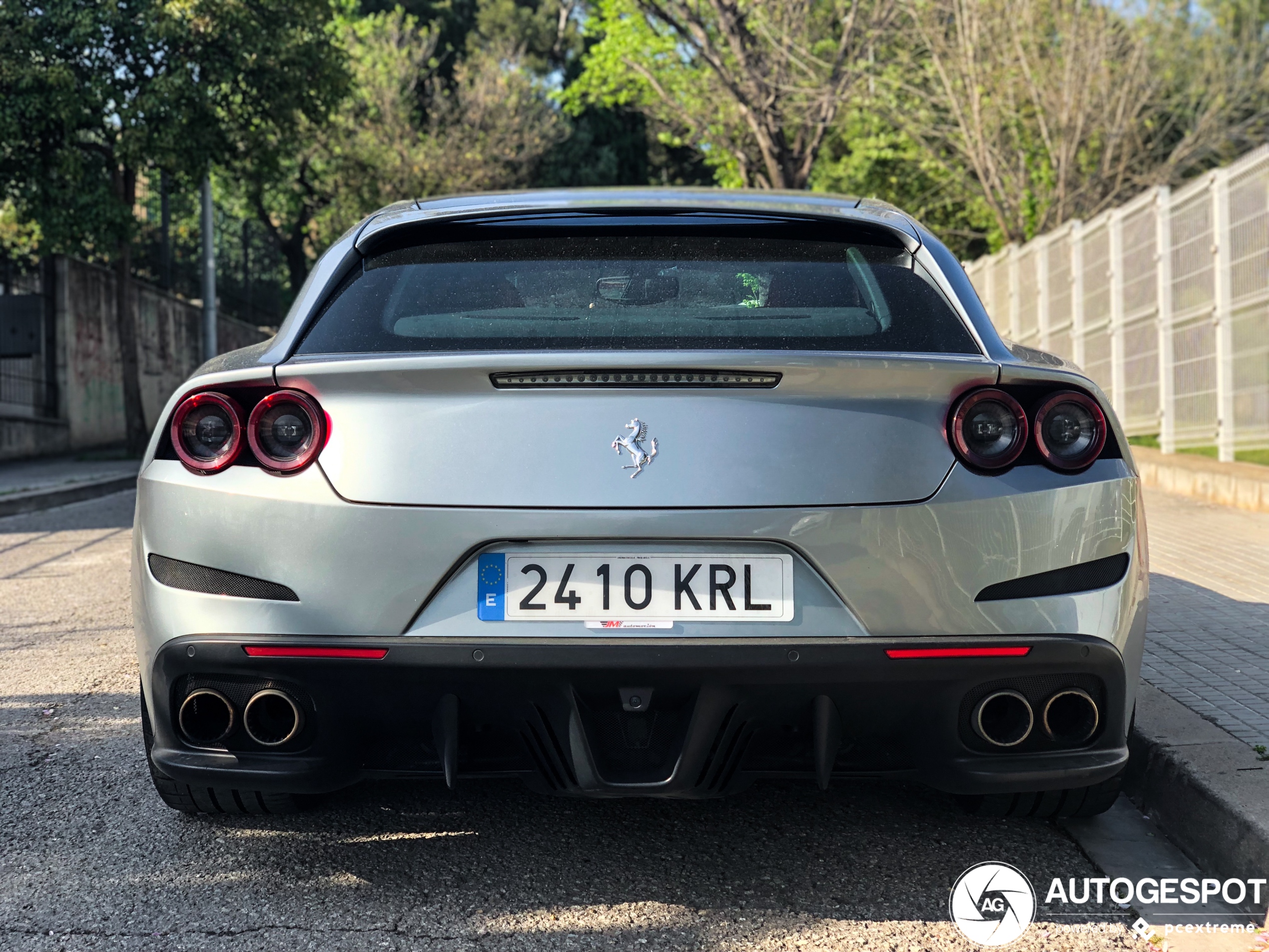 Ferrari GTC4Lusso T