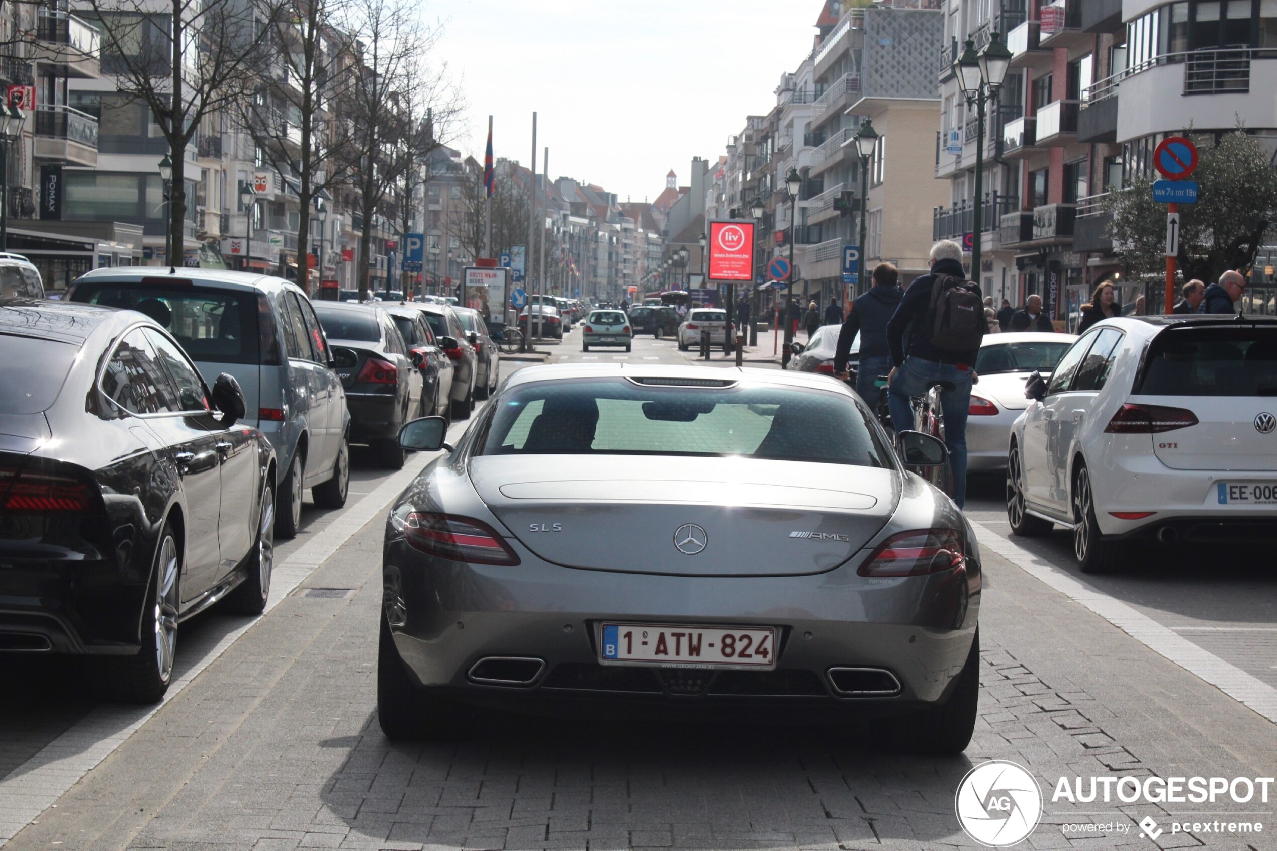 Mercedes-Benz SLS AMG