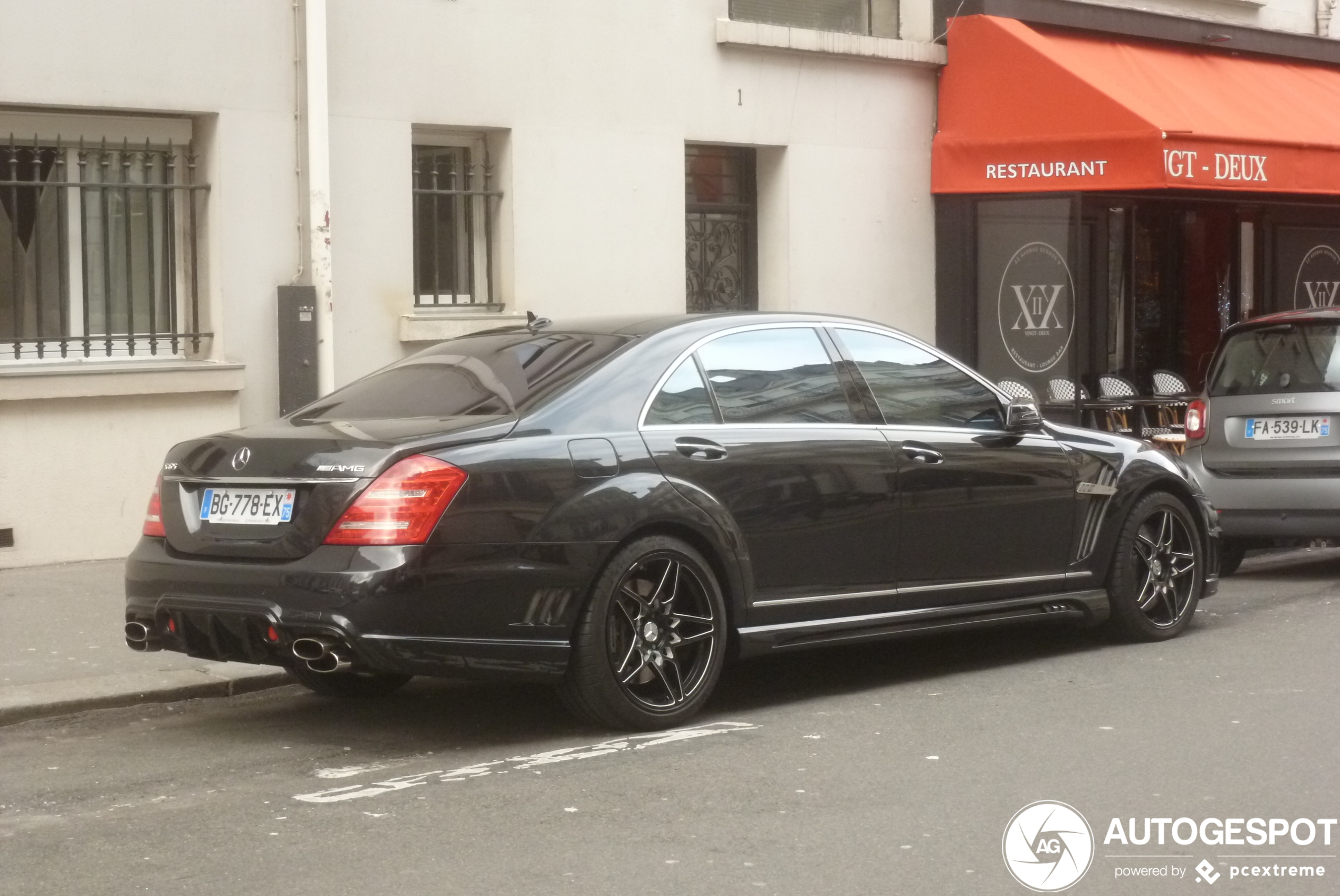 Mercedes-Benz S 65 AMG V221 2010 Wald Black Bison