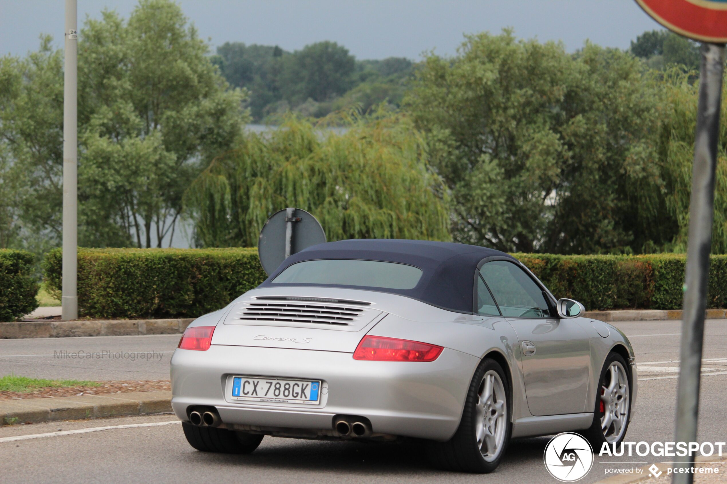 Porsche 997 Carrera S Cabriolet MkI