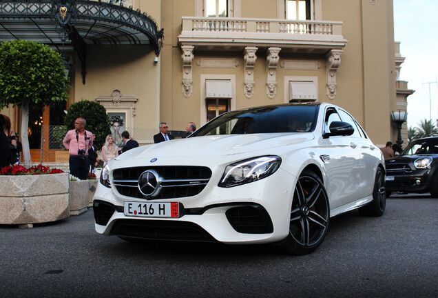 Mercedes-AMG E 63 S W213