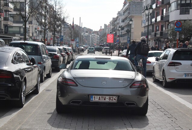 Mercedes-Benz SLS AMG