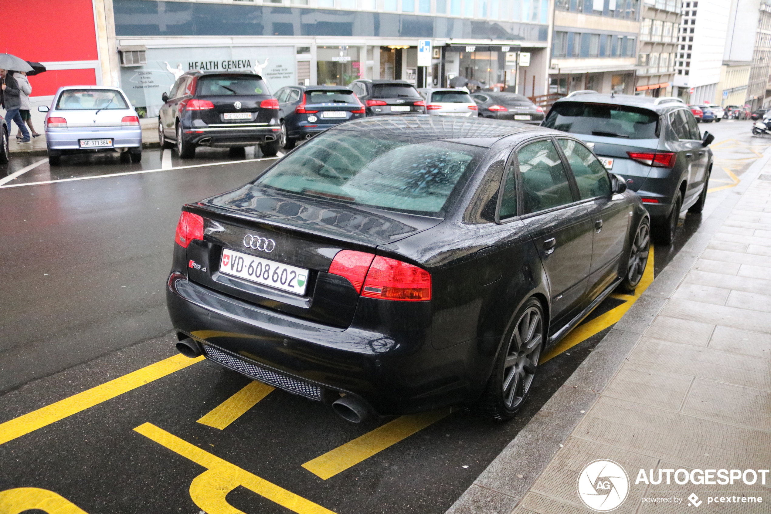 Audi RS4 Sedan