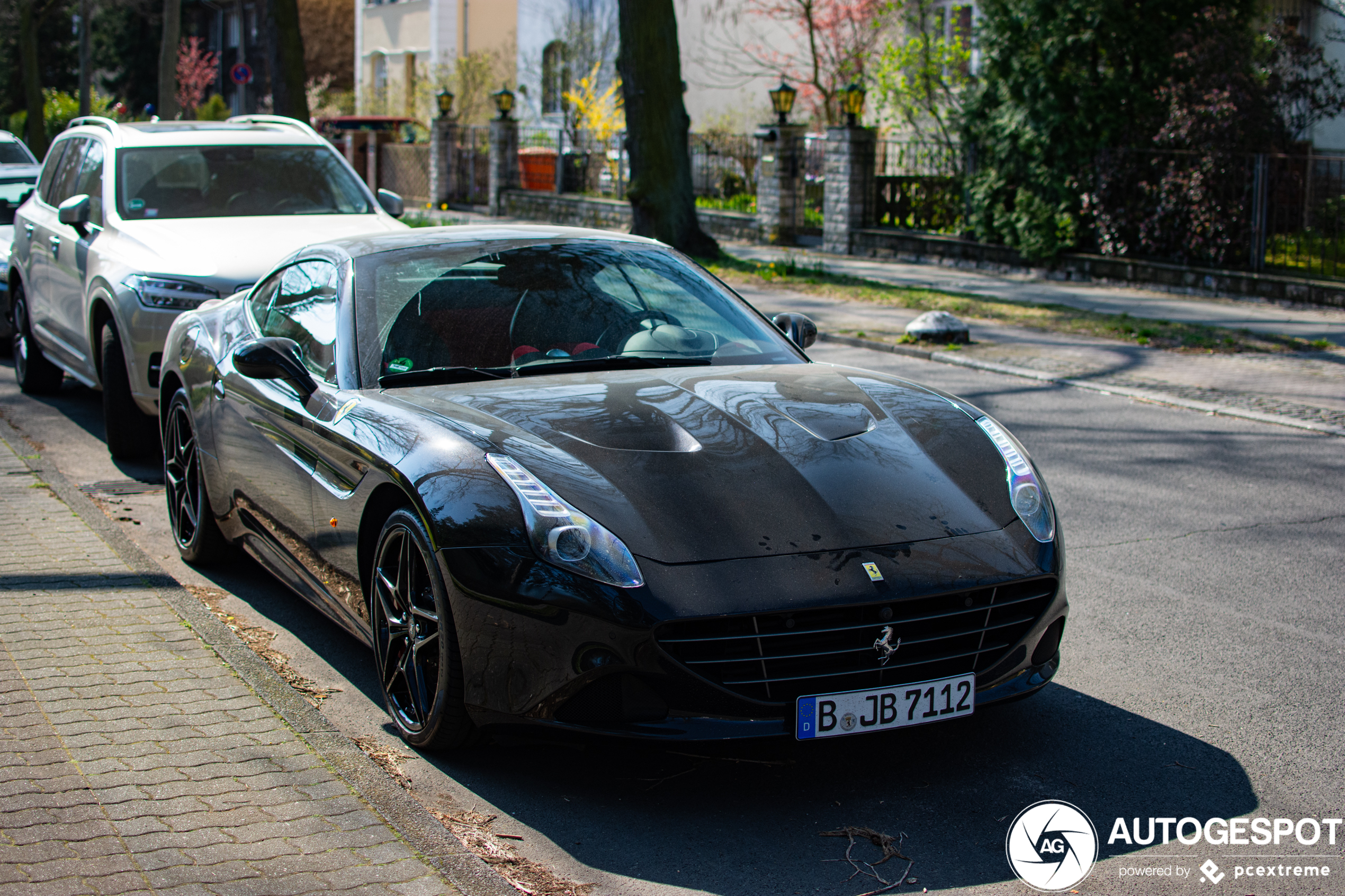 Ferrari California T