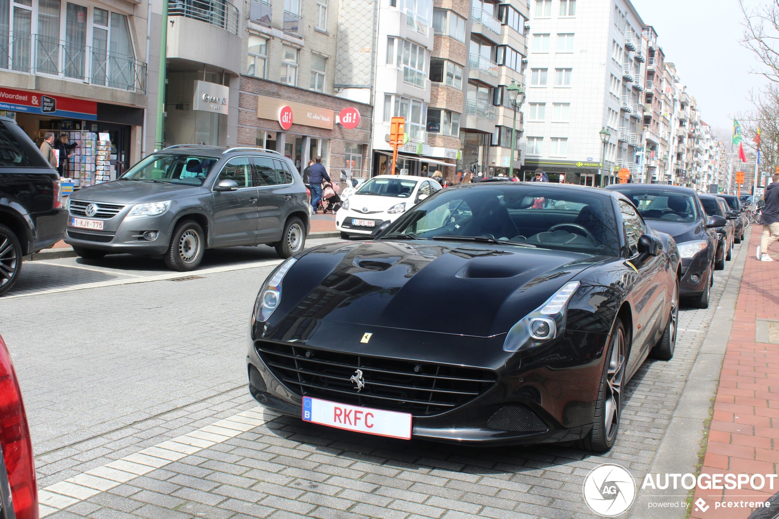 Ferrari California T