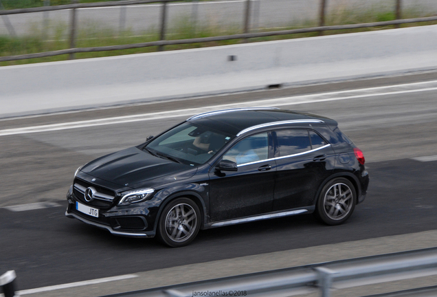 Mercedes-AMG GLA 45 X156