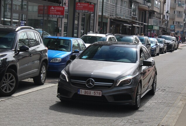 Mercedes-Benz A 45 AMG