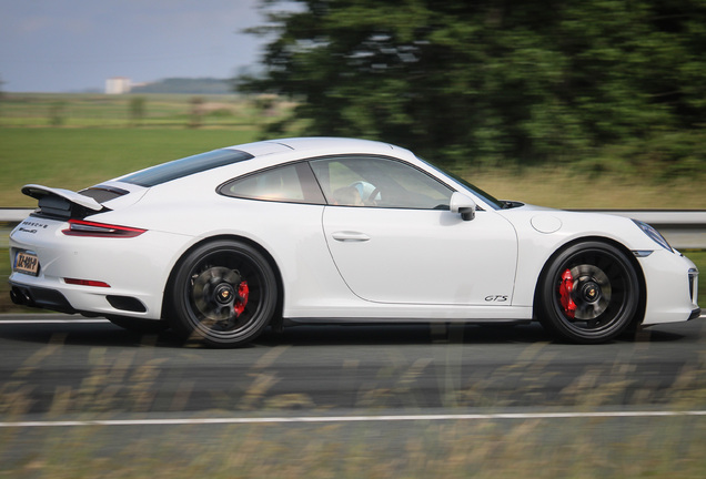 Porsche 991 Carrera GTS MkII